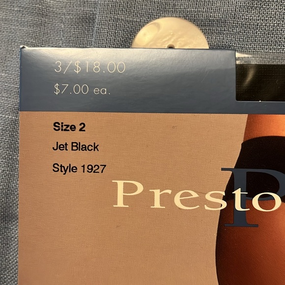 Preston & York Sheer Black Pantyhose - Size 2 - Picture 2 of 7